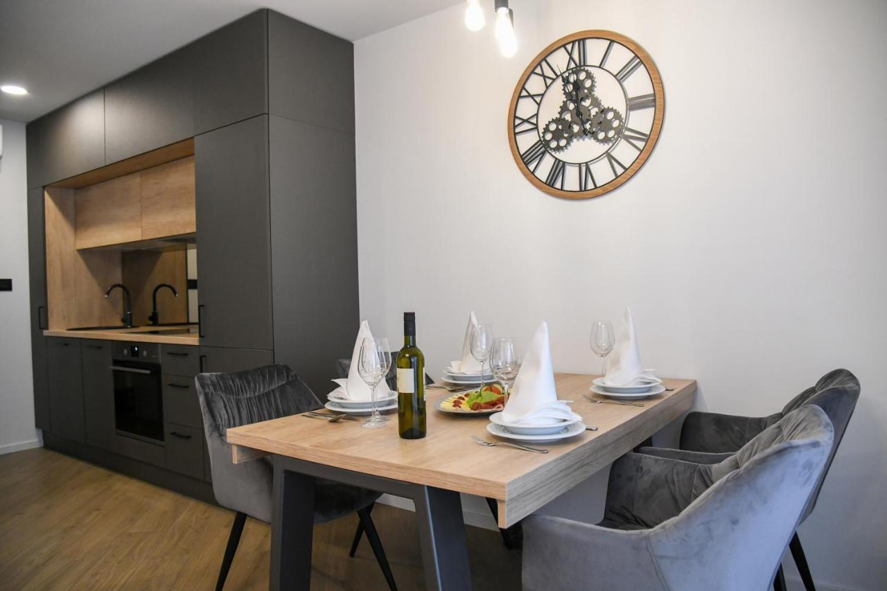 סיני Luxury Apartment Knezovic מראה חיצוני תמונה