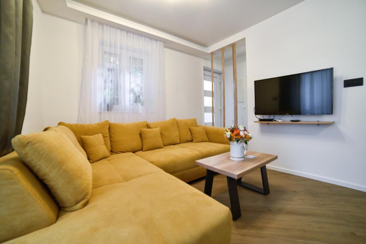 סיני Luxury Apartment Knezovic מראה חיצוני תמונה